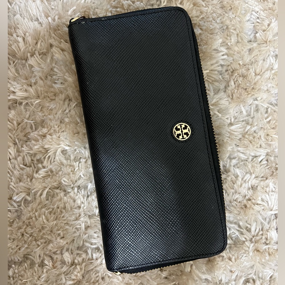 Black and gold Tory Burch wallet